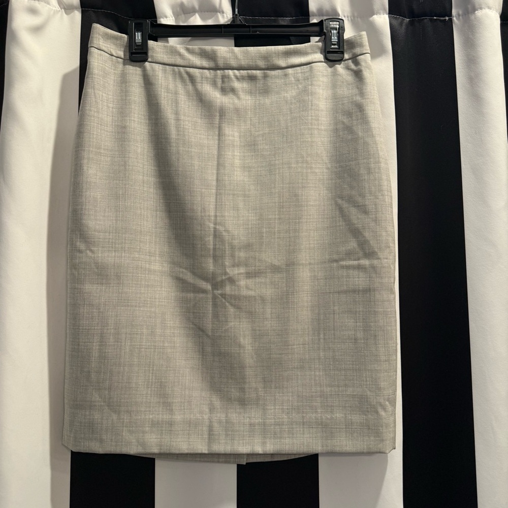 J. CREW • Super 120s- Light Gray Wool Pencil Skirt